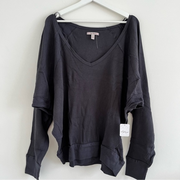 Free People Santa Clara Thermal Shirt Black NWT - Picture 4 of 6